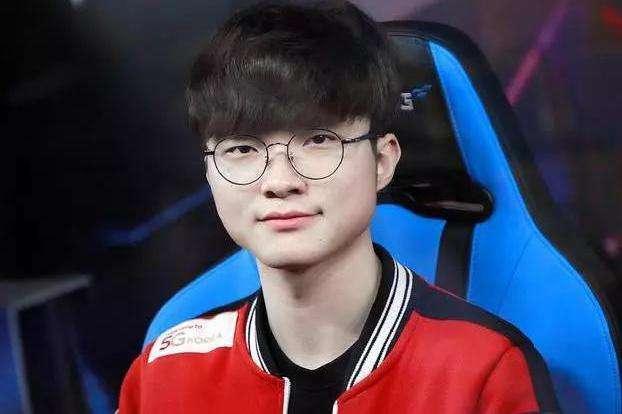 双向侧翼以 双向侧翼以